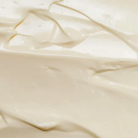 Makris-Eye-Cream-Texture