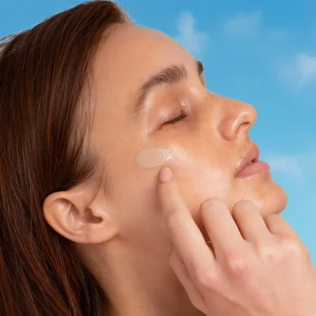 Makris-SPF30-Cream-Girl